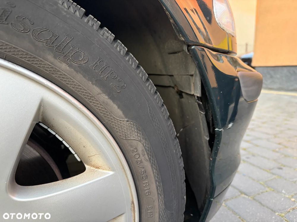BMW Seria 3 320i - 17