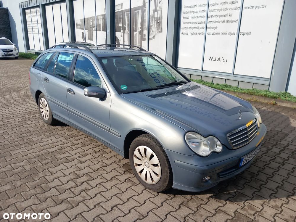 Mercedes-Benz Klasa C 180 Kompressor Automatik Classic Sport Edition - 14