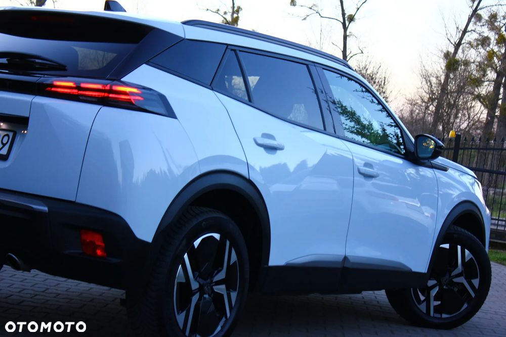 Peugeot 2008 1.5 BlueHDi Allure S&S EAT8 - 12