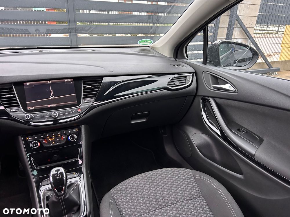 Opel Astra 1.4 Turbo Innovation - 30