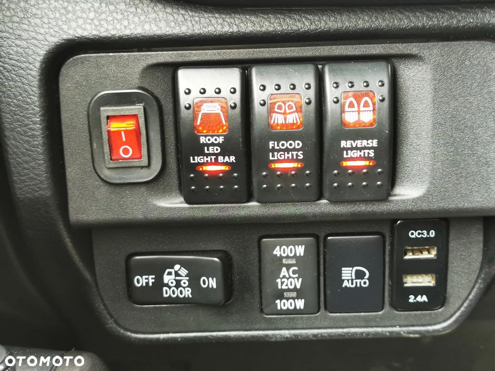 Toyota Tacoma - 30