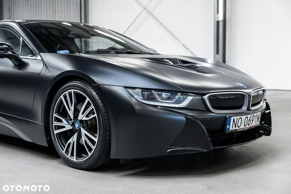 BMW i8 - 13