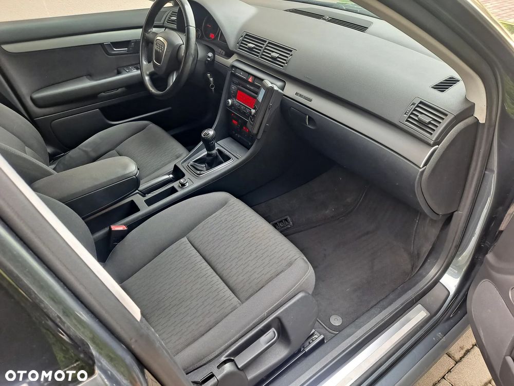 Audi A4 Avant 2.0 TDI DPF quattro S line Sportpaket (plus) - 9
