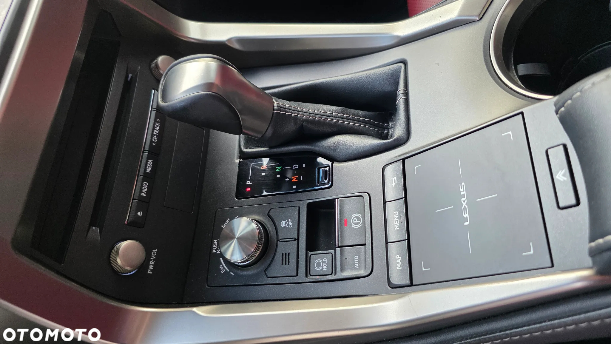 Lexus NX - 26