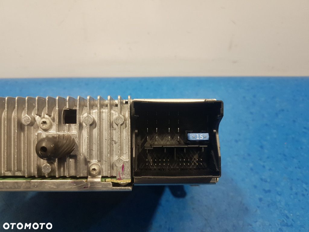 BMW E81 LIFT RADIO 9227500-01 - 8