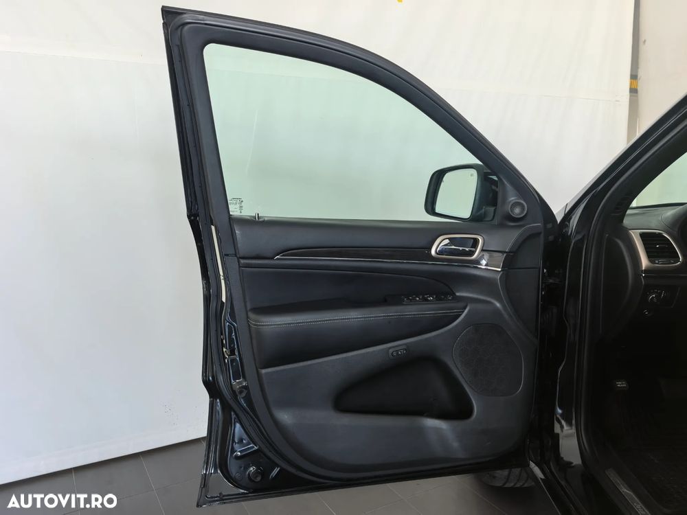 Jeep Grand Cherokee 3.0 TD AT Overland - 8