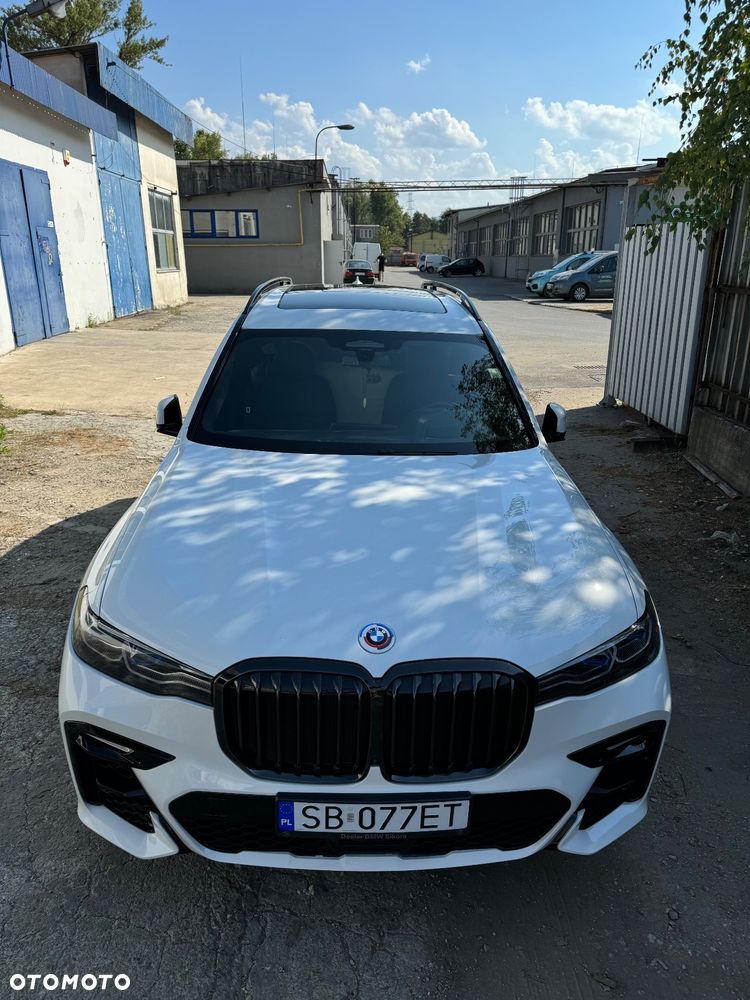 BMW X7 - 9