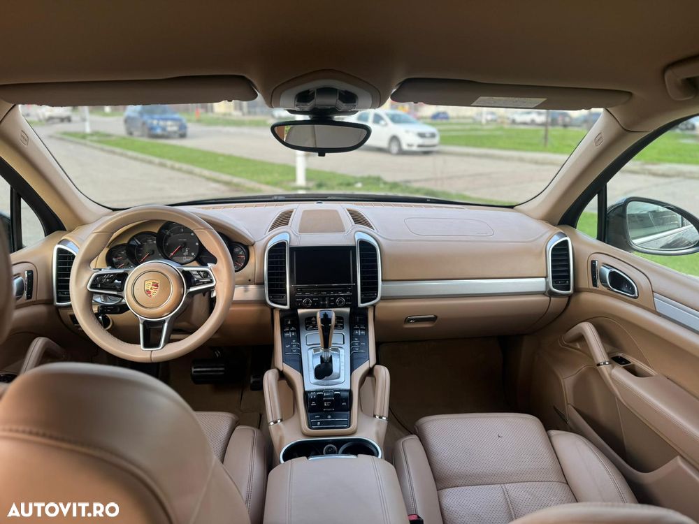 Porsche Cayenne Diesel Tiptronic S - 2