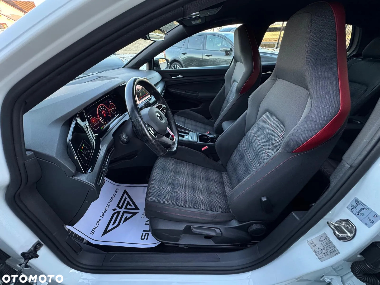 Volkswagen Golf VIII 2.0 TSI GTI DSG - 21