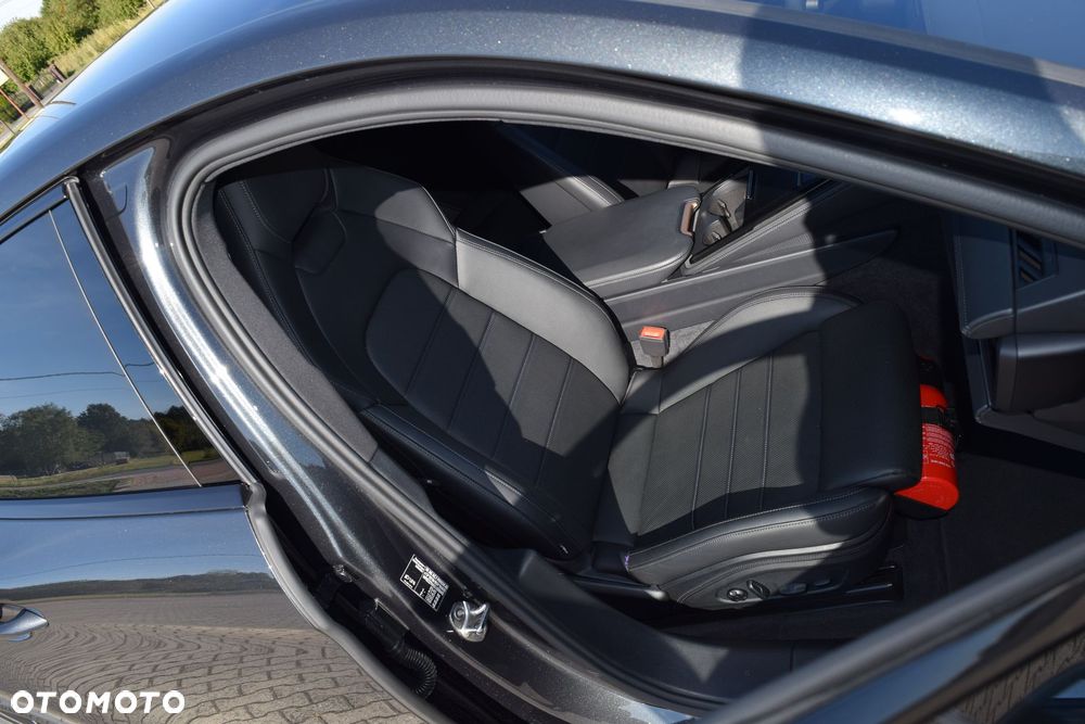 Porsche Panamera 4 - 22