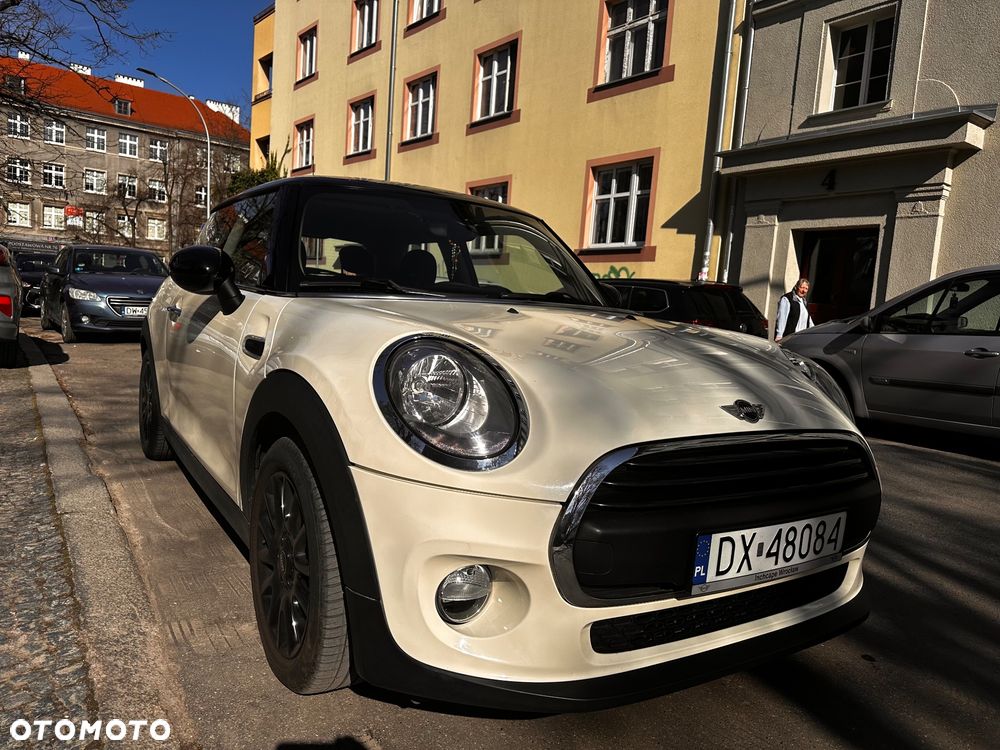 MINI Cooper Standard - 1