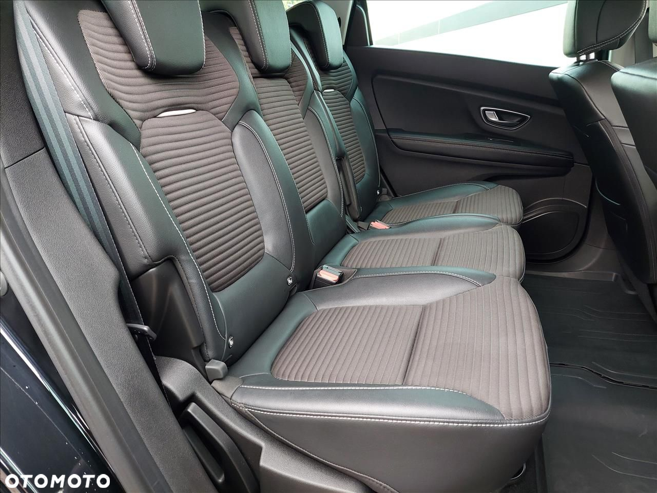 Renault Grand Scenic Gr 1.3 TCe FAP Intens - 6