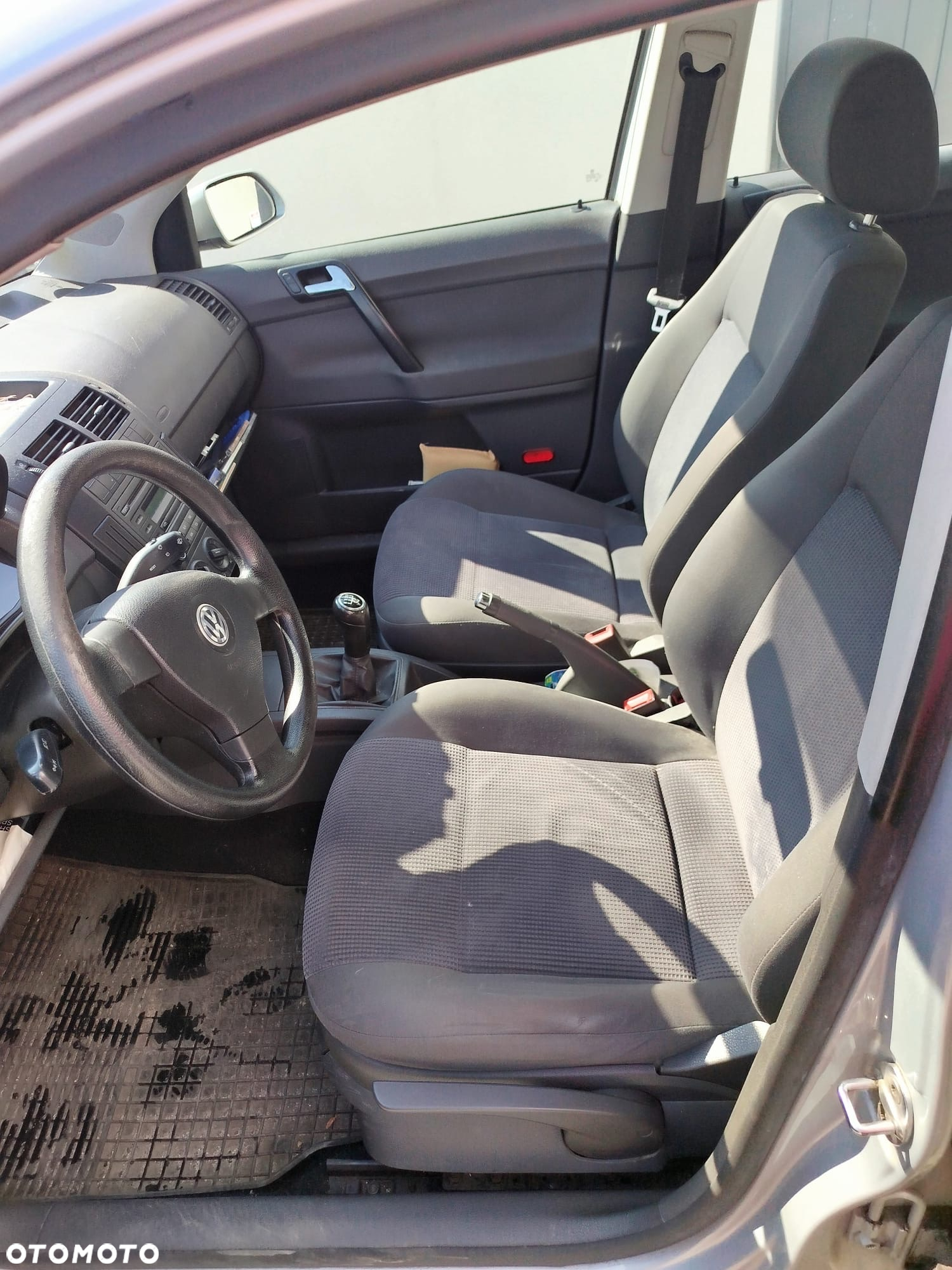 Volkswagen Polo - 12