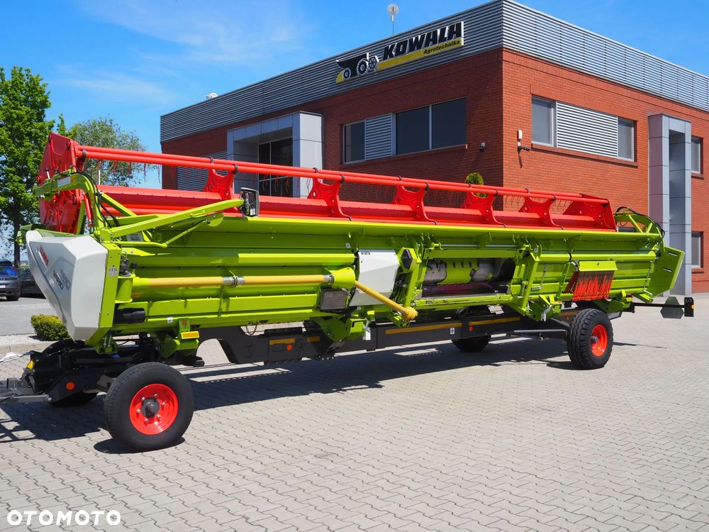 Claas Lexion 7500 + V930 - 12
