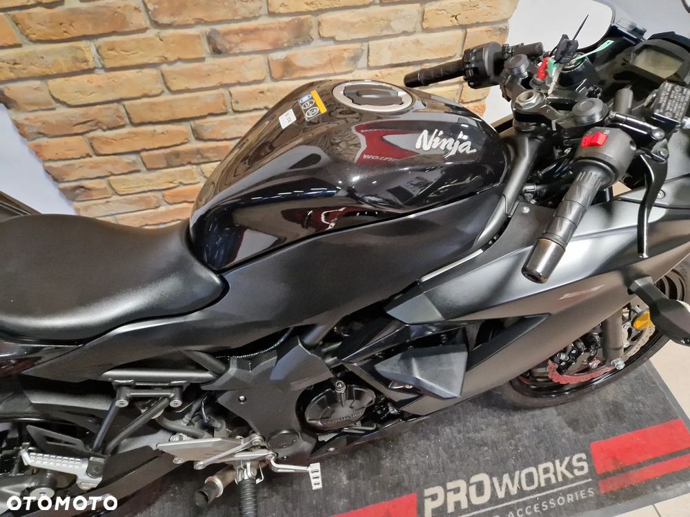 Kawasaki Ninja - 26