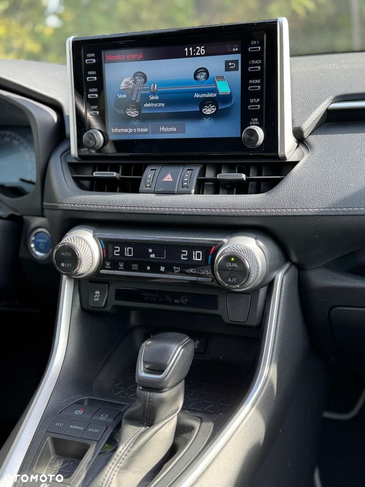 Toyota RAV4 - 9