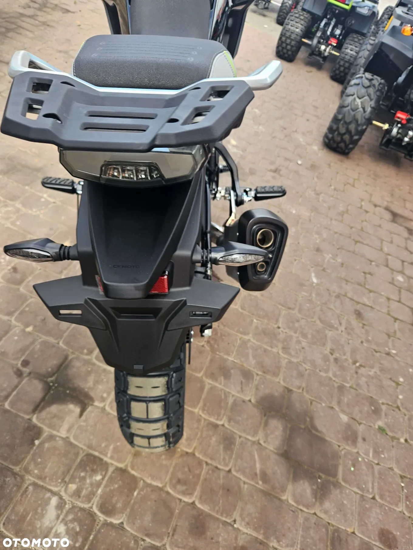 CFMoto MT - 24