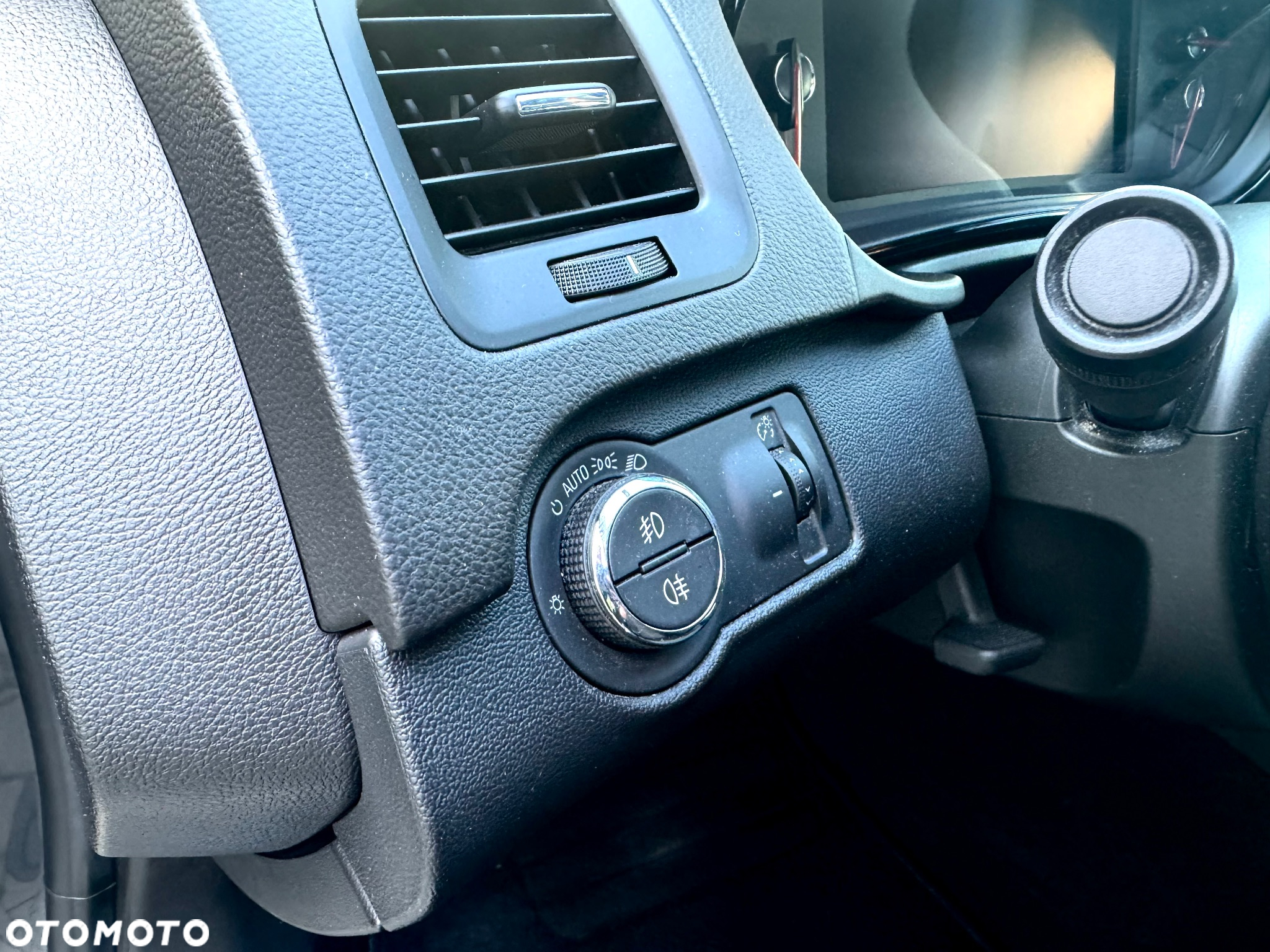 Opel Insignia - 34