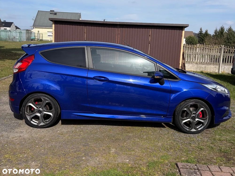Ford Fiesta ST - 4