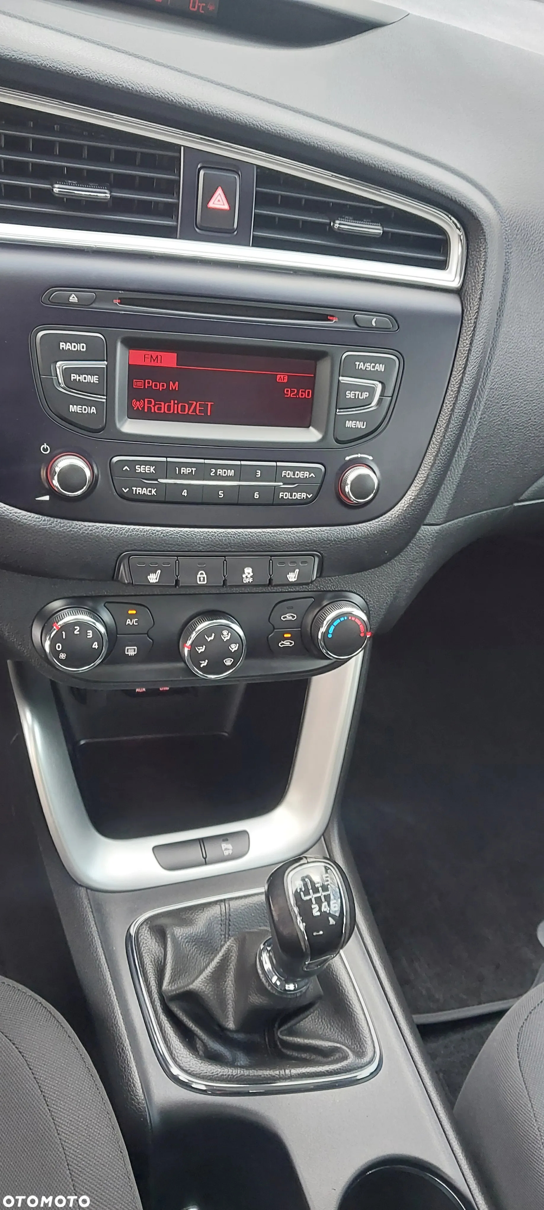 Kia Ceed 1.4 CVVT Dream Team Edition - 6