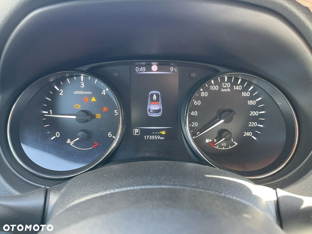 Nissan X-Trail 2.0 dCi Tekna 4WD Xtronic - 9