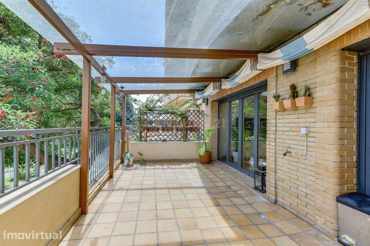 Fantástico T3 com terraço de 38 m² e garagem | Quinta do Almirante – L - Grande imagem: 2/30