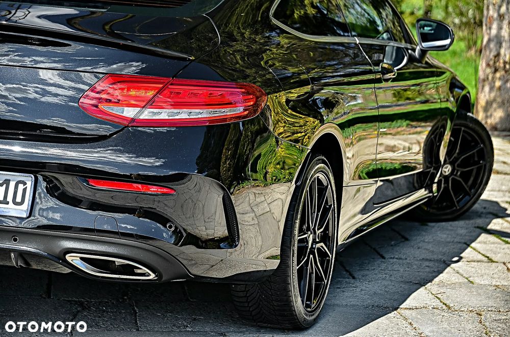 Mercedes-Benz Klasa C 180 7G-TRONIC AMG Line - 16
