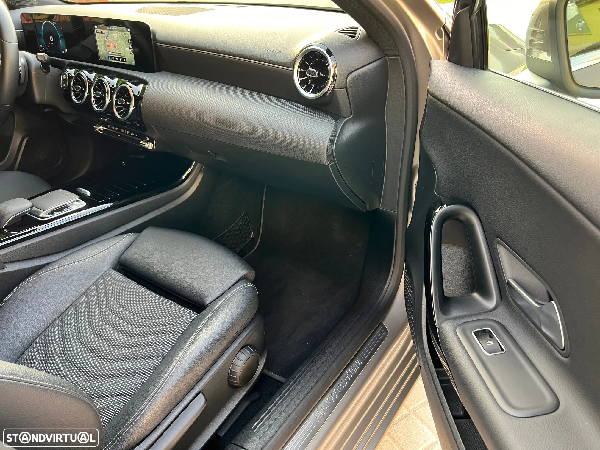 Mercedes-Benz A 180 d Style Plus Aut. - 29