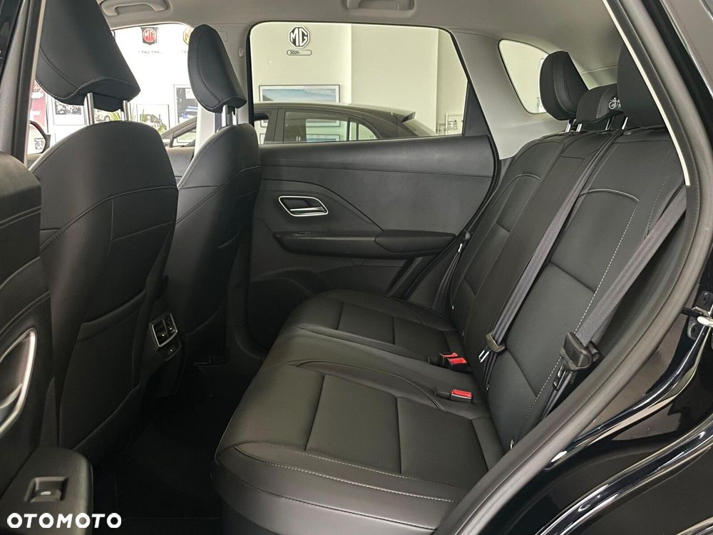 MG ZS Hybrid+ - 13