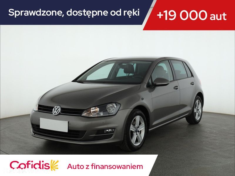 Volkswagen Golf - 2
