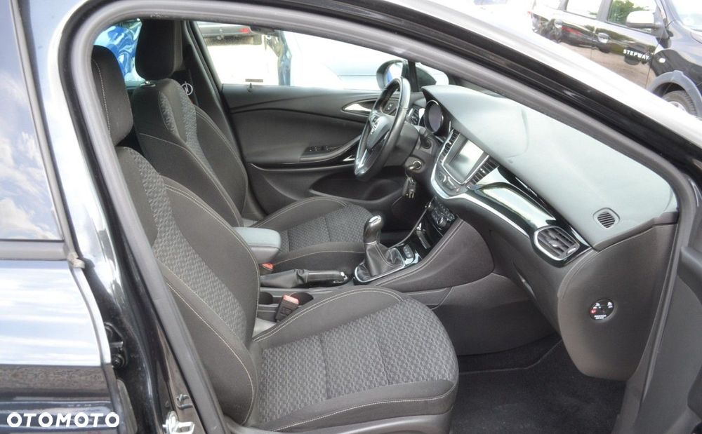 Opel Astra 1.4 Turbo Dynamic - 38
