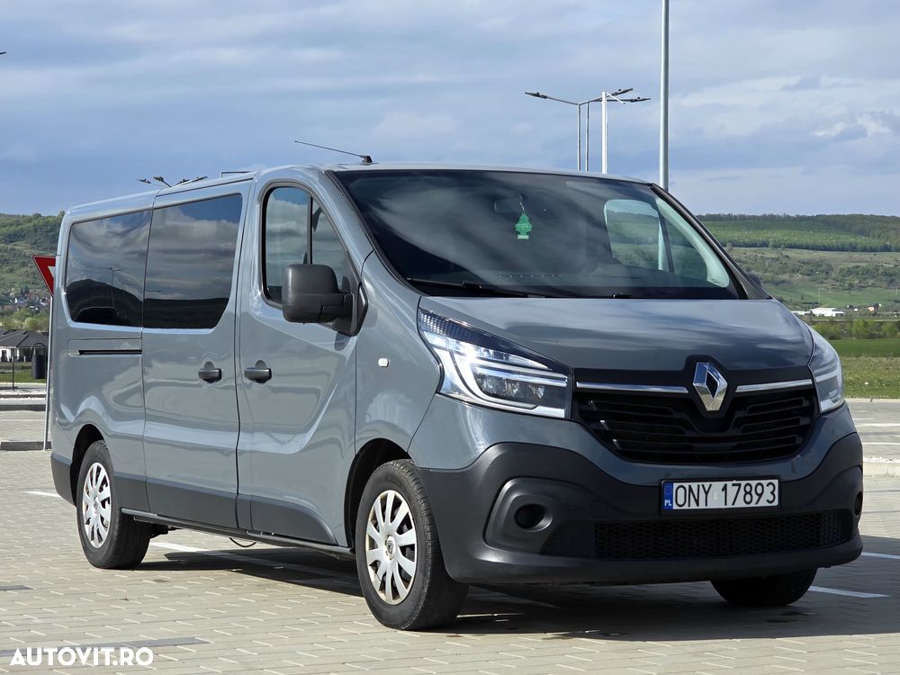 Renault Trafic - 2
