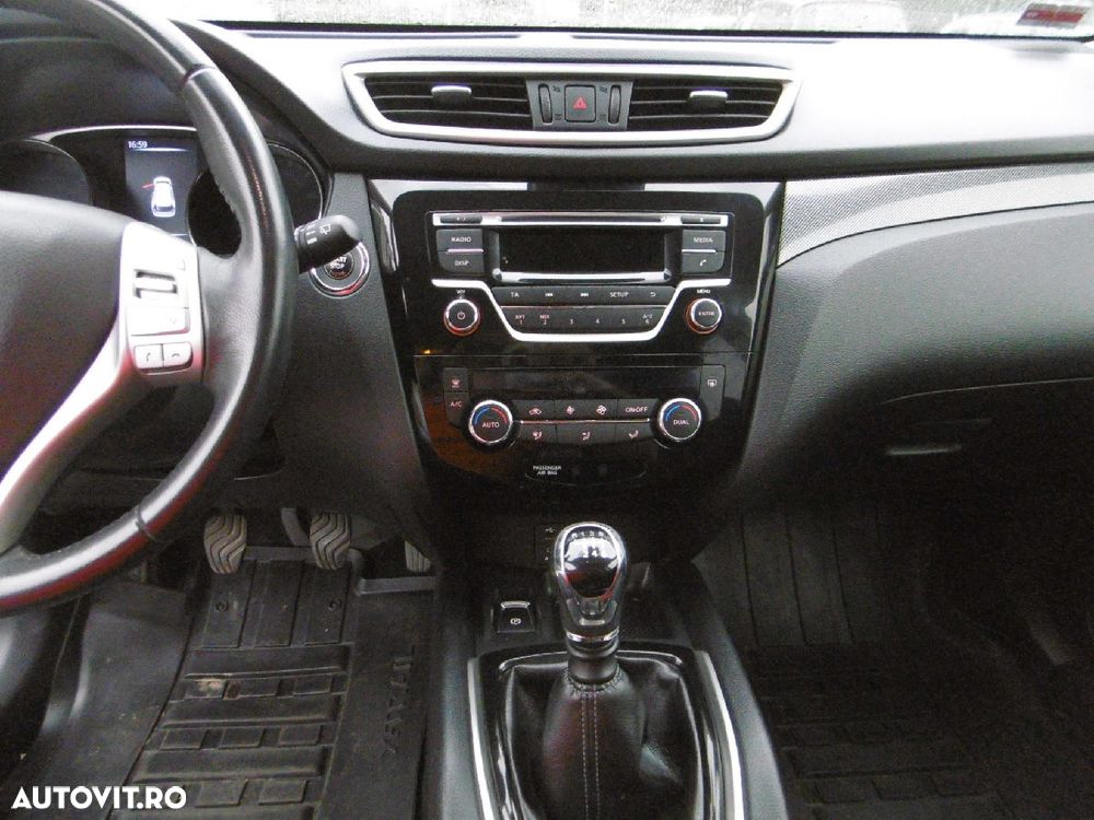 Nissan X-Trail 1.6 dCi ALL-MODE 4x4i Tekna - 28