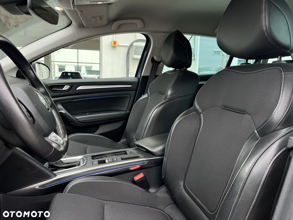 Renault Megane 1.3 TCe FAP Techno EDC - 11