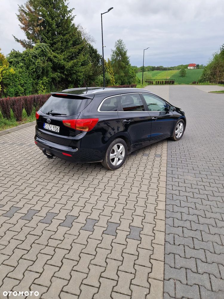 Kia Ceed 1.6 GDI Dream-Team Edition - 5
