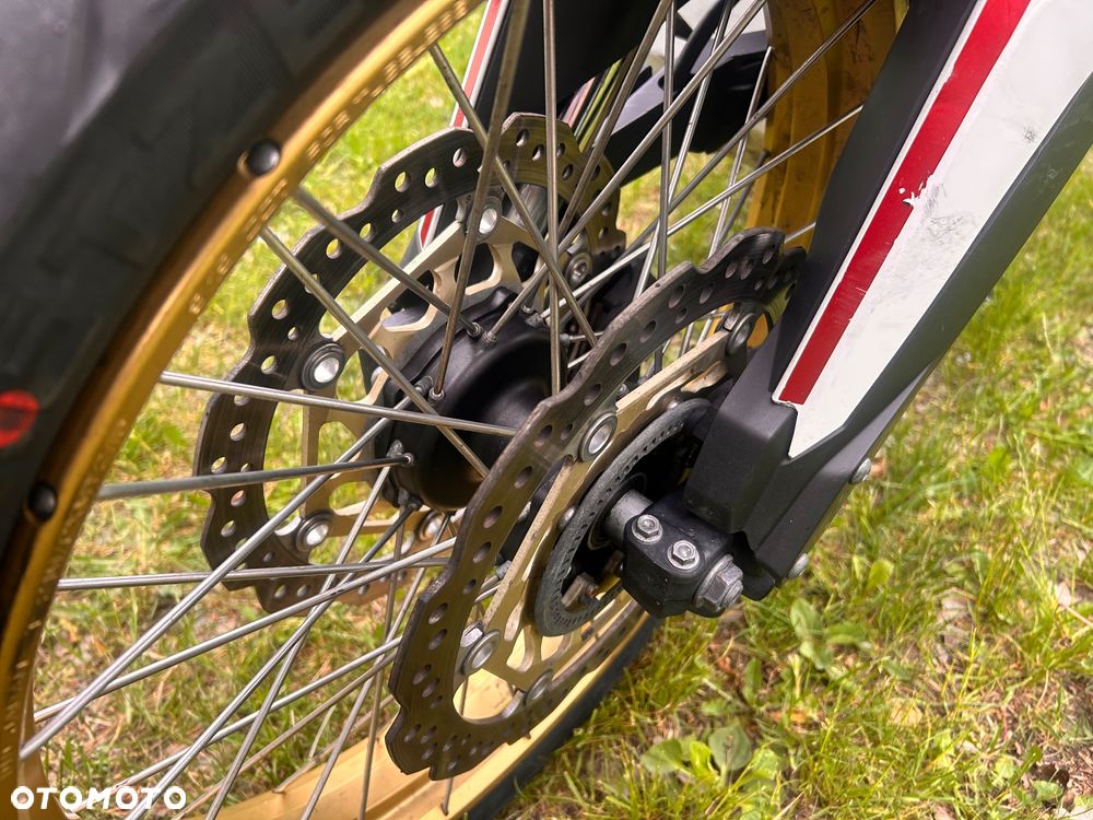 Honda CRF - 17