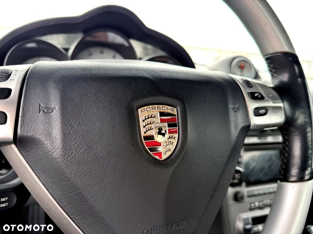 Porsche 718 Cayman - 31