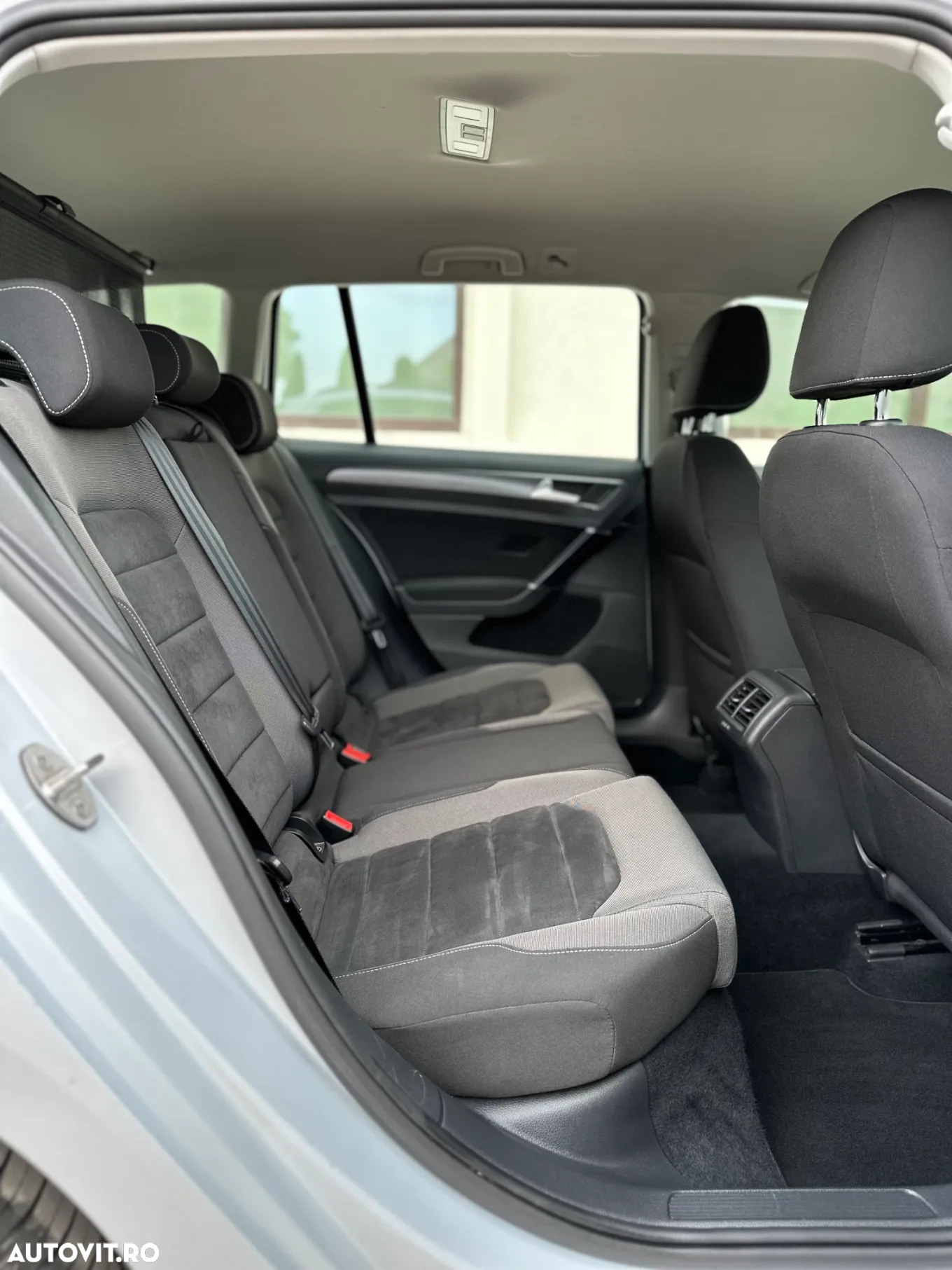 Volkswagen Golf Variant 1.6 TDI (BlueMotion Technology) Trendline - 21