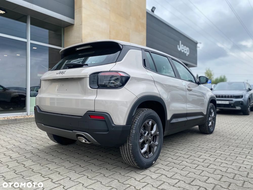 Jeep Avenger 1.2 T3 mHEV Longitude FWD eDCT6 - 5