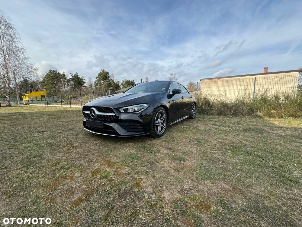 Mercedes-Benz CLA 200 d 8G-DCT AMG Line - 2