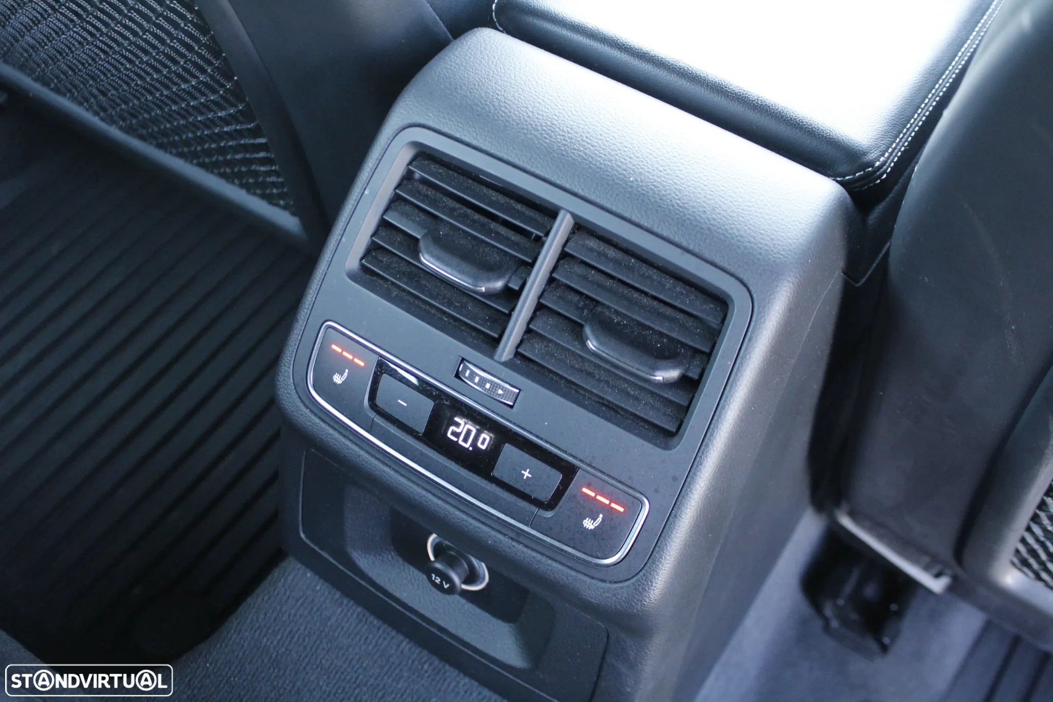 Audi S4 Avant 3.0 TFSI quattro tiptronic - 33