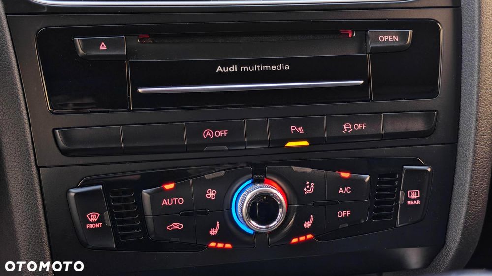 Audi A4 Avant 2.0 TDI DPF clean diesel quattro S tronic Ambiente - 31