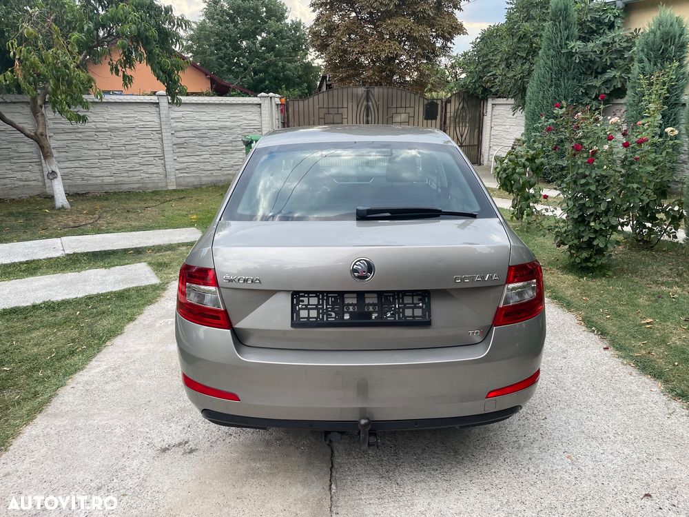 Skoda Octavia - 11