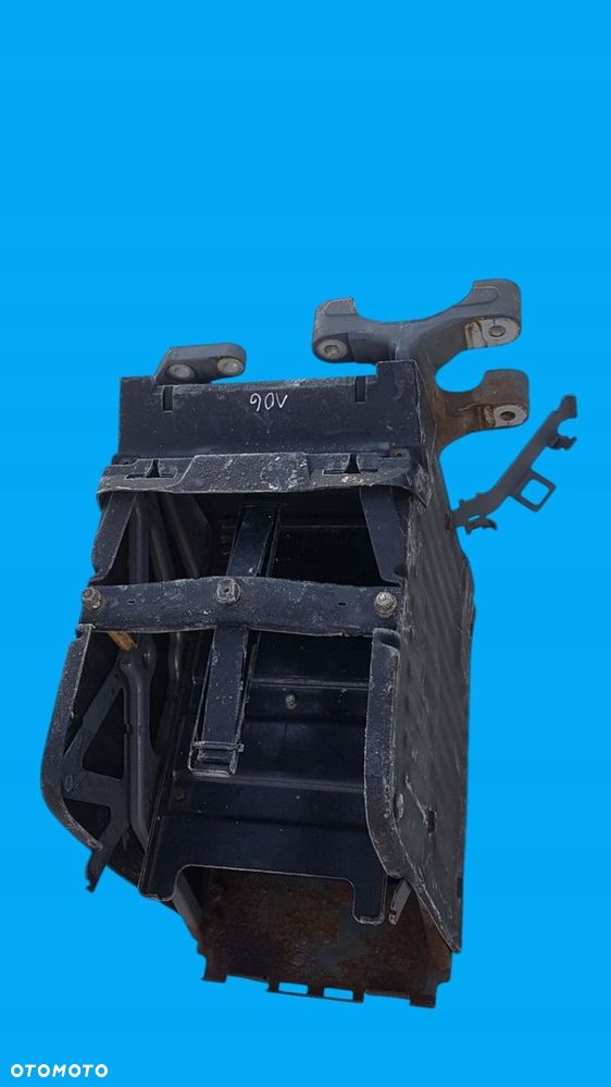 PODSTAWA SKRZYNKA MOCOWANIE AKUMULATORÓW PIĘTROWA DAF XF 106 , CF EURO 6 - 4