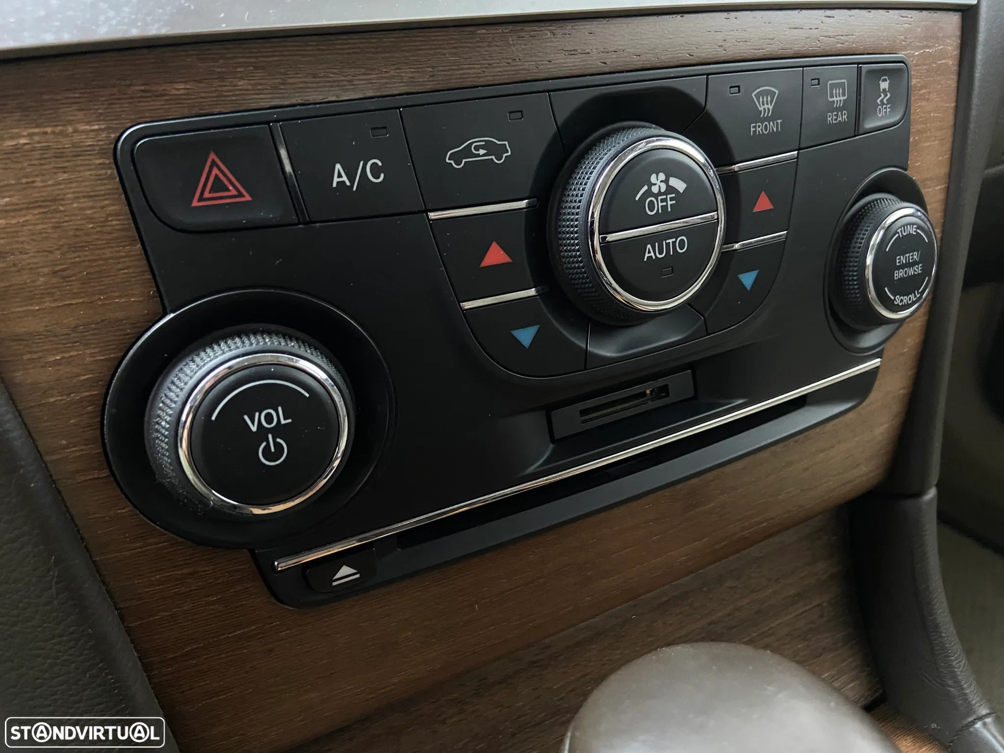 Lancia Thema 3.0 V6 M-Jet Executive - 16