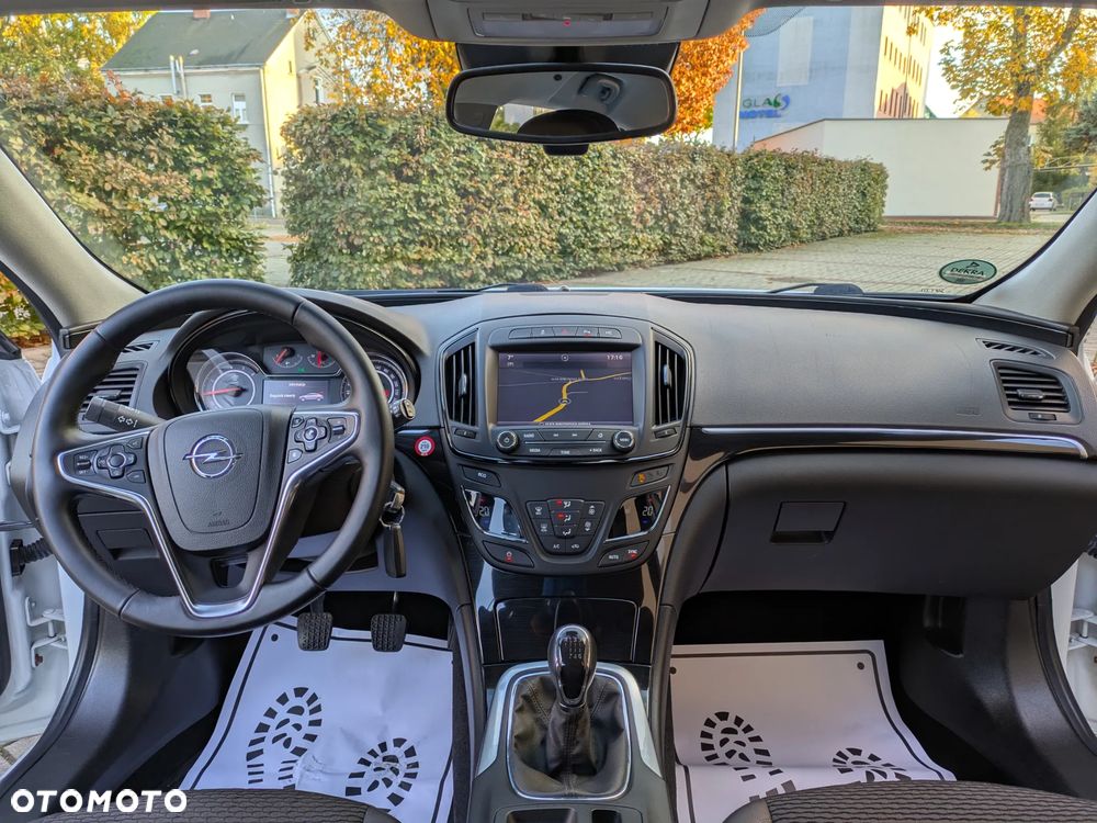 Opel Insignia ver-sports-tourer-2-0-diesel-edition - 26