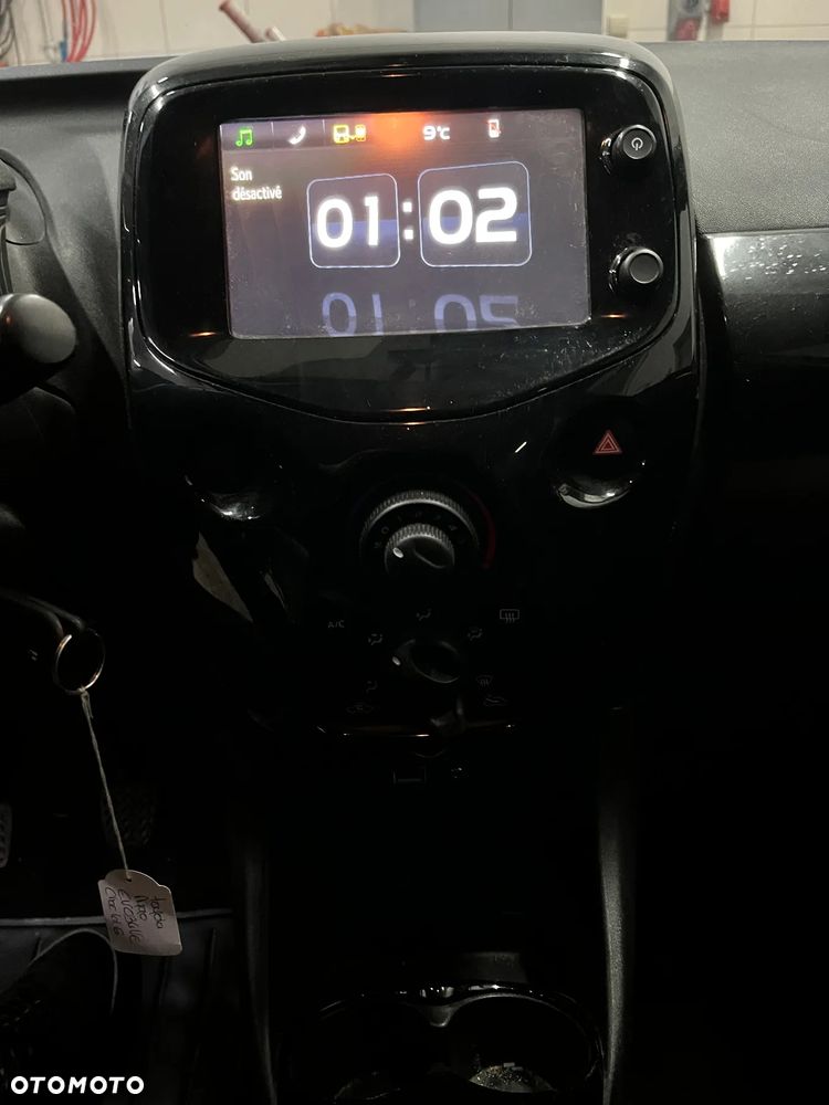 Toyota Aygo x-play Edition S+ - 23