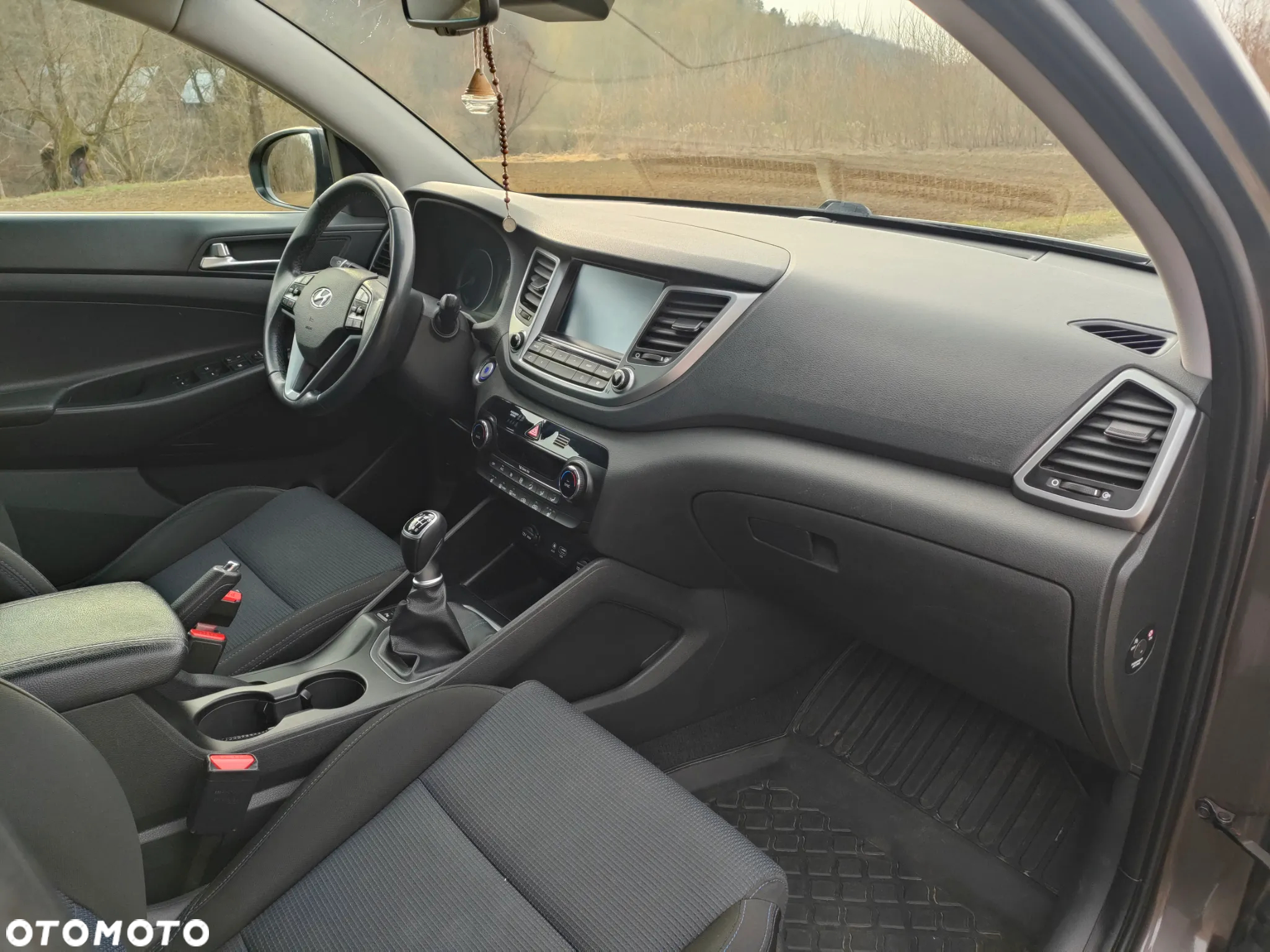 Hyundai Tucson blue 1.7 CRDi 2WD Style - 28