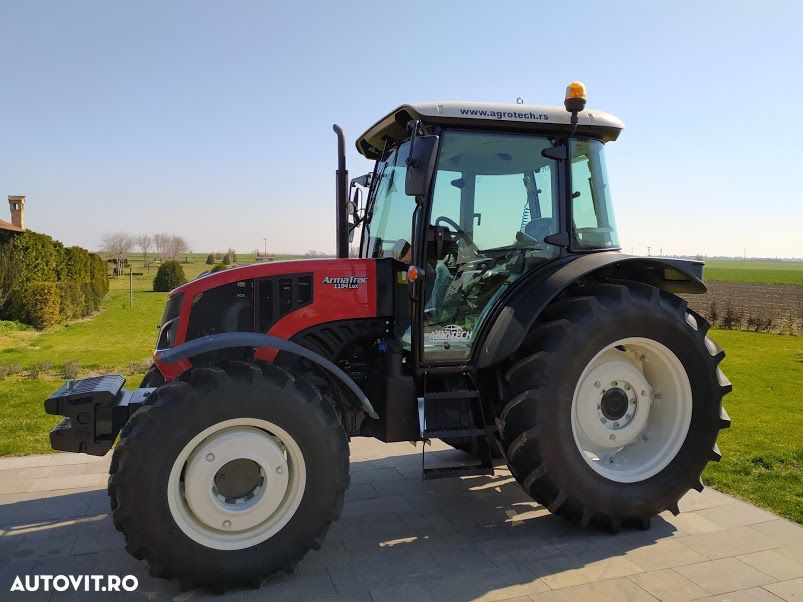ARMATRAC 1104 LUX - 3