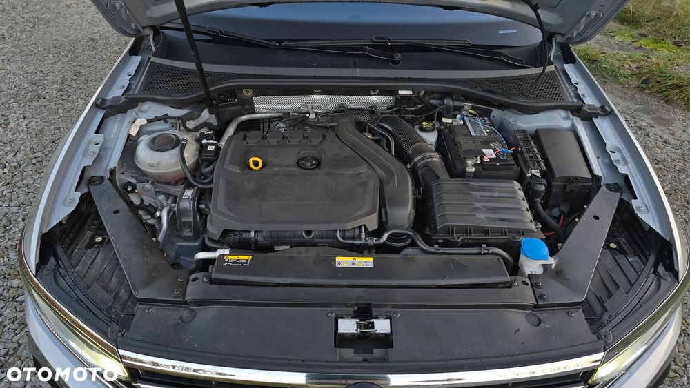 Volkswagen Passat 1.5 TSI EVO Elegance DSG - 34